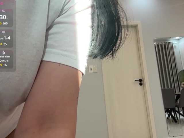 AmeliyaKim live cam on BongaCams