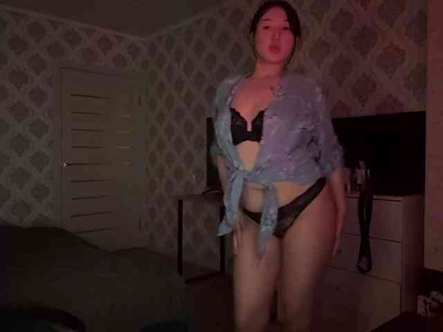 Model: AmeliyaKim