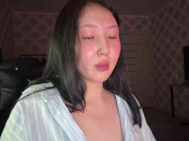 Model: AmeliyaKim