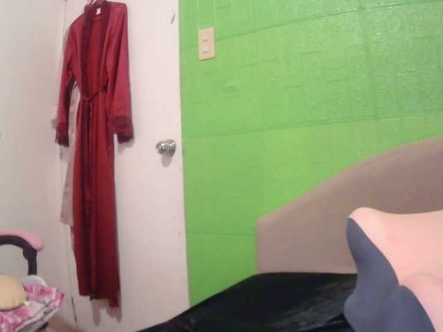Camgirl26 live cam on BongaCams