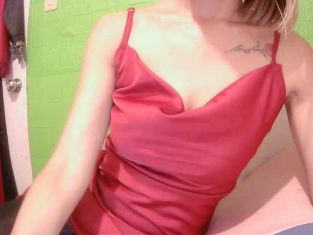Camgirl26 live cam on BongaCams