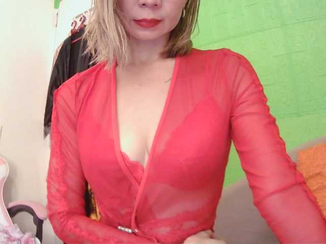 Camgirl26 live webcam show