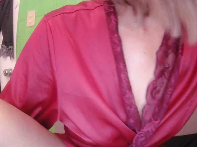 Camgirl26 live cam on BongaCams