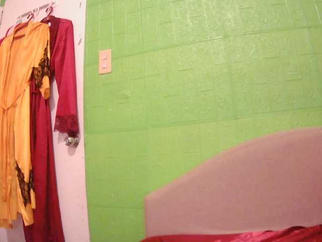 Camgirl26 live cam on BongaCams