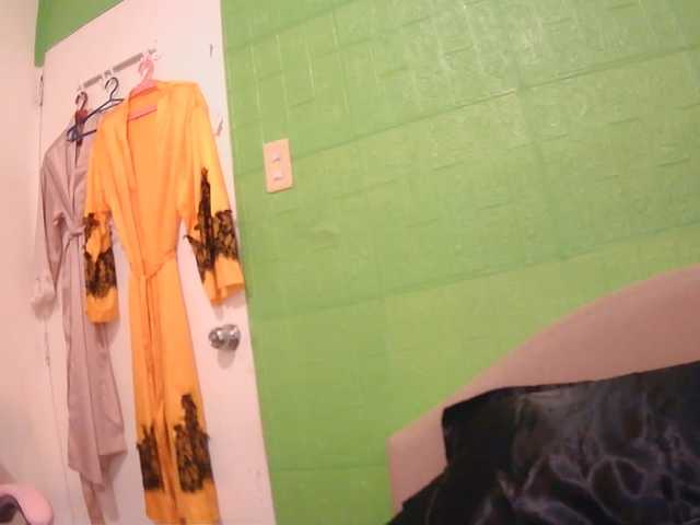 Camgirl26 live webcam show