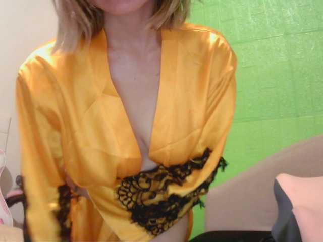 Camgirl26 live cam on BongaCams