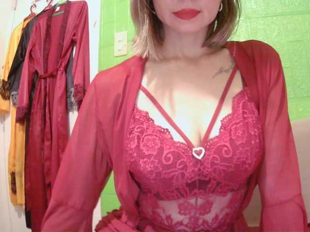 CamsAdrianna