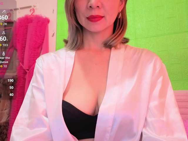 Camgirl26 live cam on BongaCams