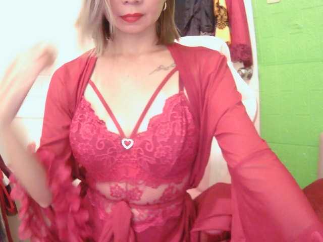 Camgirl26 live cam on BongaCams