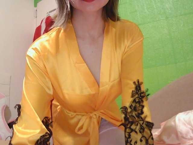 Camgirl26 live cam on BongaCams