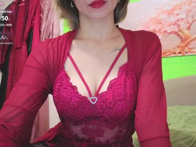 Camgirl26 live cam on BongaCams