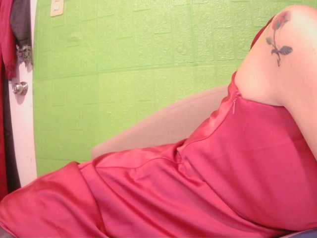 Camgirl26 live cam on BongaCams