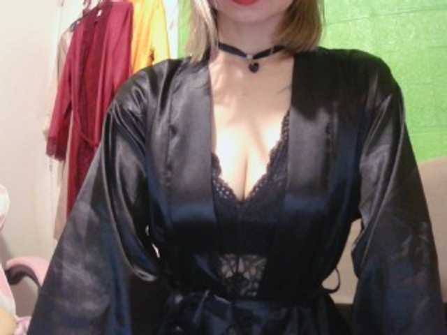 Camgirl26 live cam on BongaCams