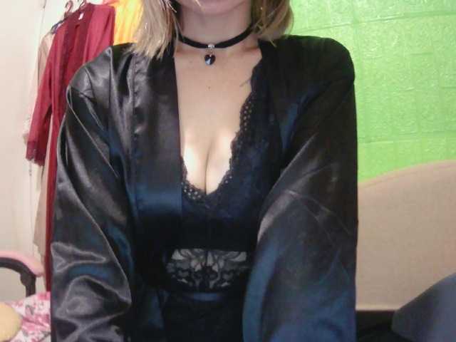Camgirl26 live cam on BongaCams