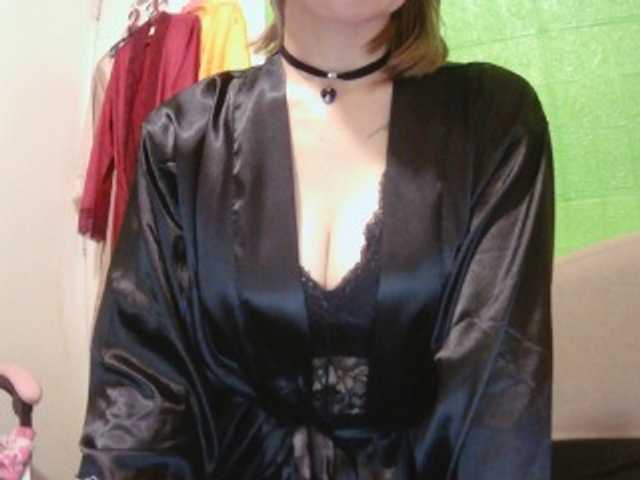 Camgirl26 live cam on BongaCams
