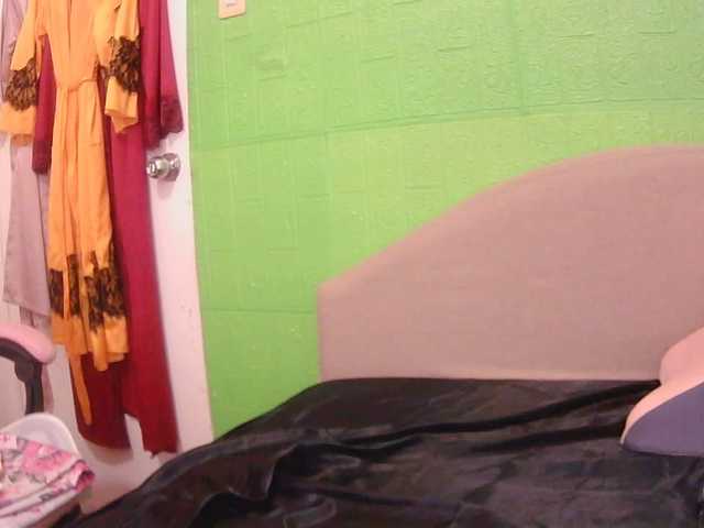 Camgirl26 live cam on BongaCams