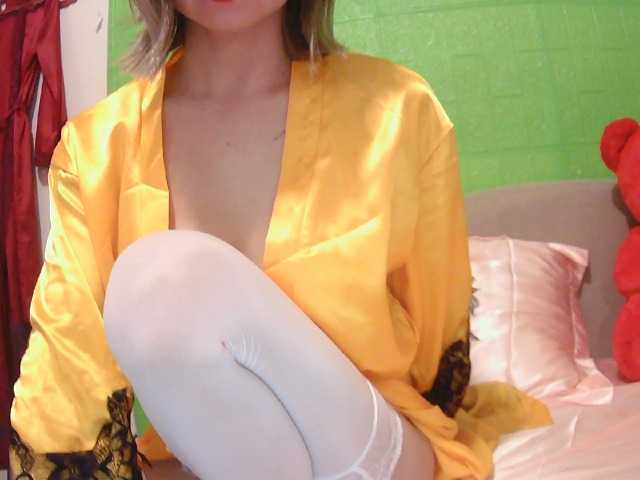 Camgirl26 live cam on BongaCams