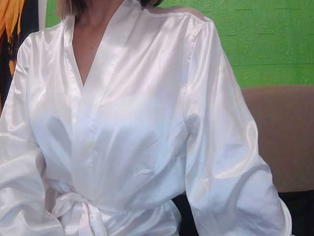 Camgirl26 live cam on BongaCams