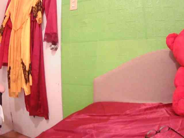 CamsAdrianna webcam
