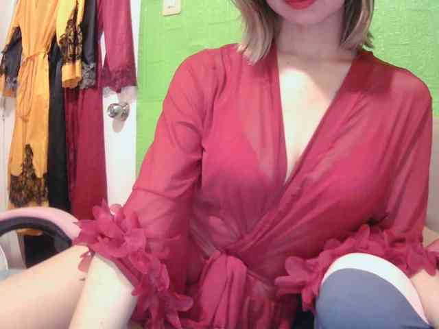 AsianBitch69 webcam