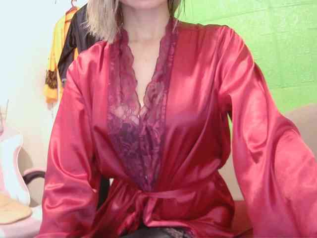 CamsAdrianna webcam