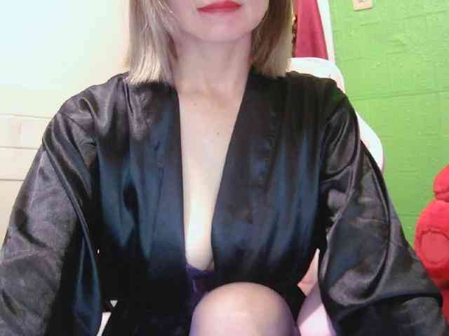CamsAdrianna webcam
