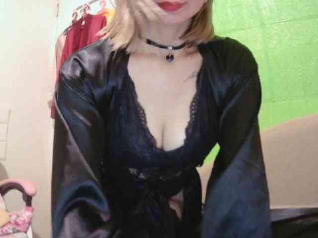 xxAsianBitch69xx webcam