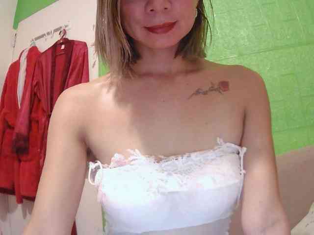 CamsAdrianna webcam