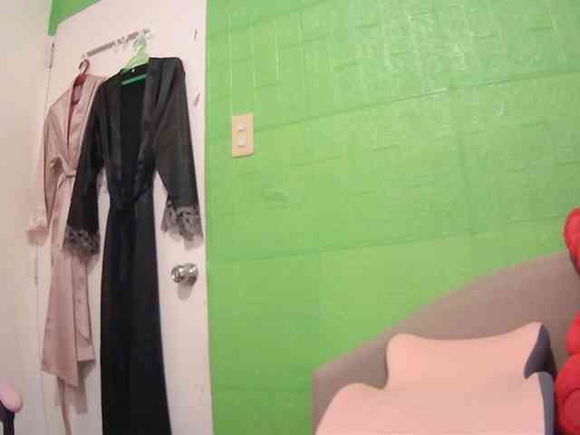 xxAsianBitch69xx webcam