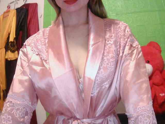AsianBitch69 webcam