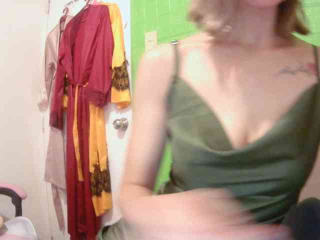 xxAsianBitch69xx webcam