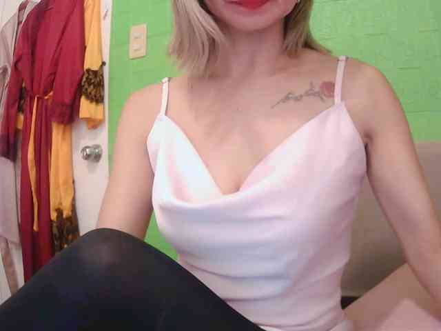 xxAsianBitch69xx webcam