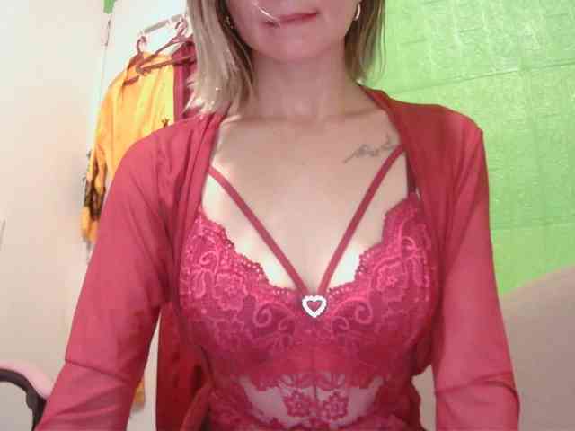 CamsAdrianna webcam