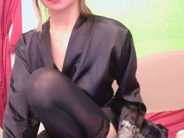 CamsAdrianna webcam