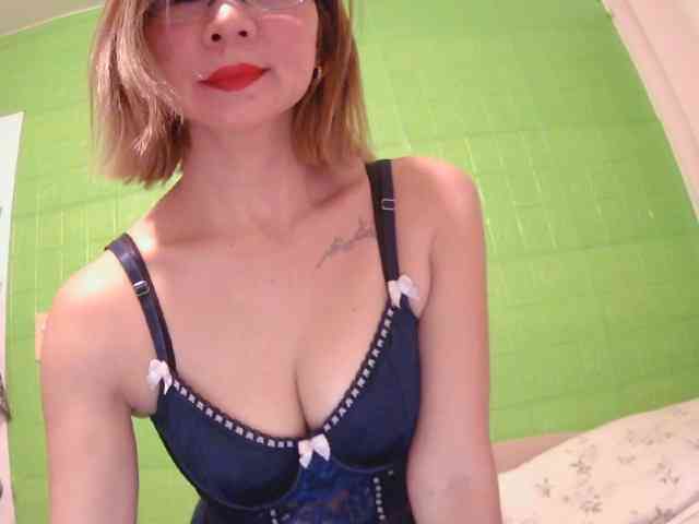 Camgirl26 webcam