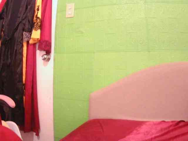 CamsAdrianna webcam