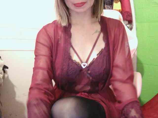 CamsAdrianna webcam