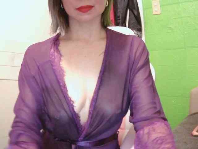 PornAdrianna webcam