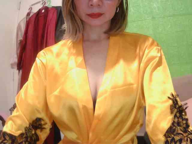 xxAsianBitch69xx webcam