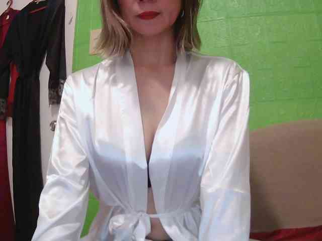 CamsAdrianna