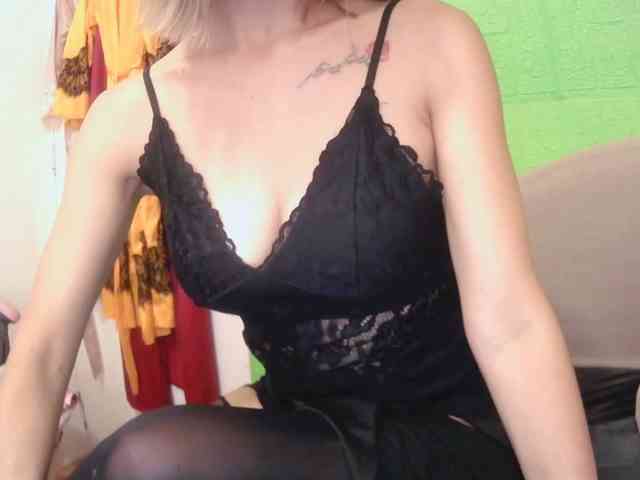 xxAsianBitch69xx webcam