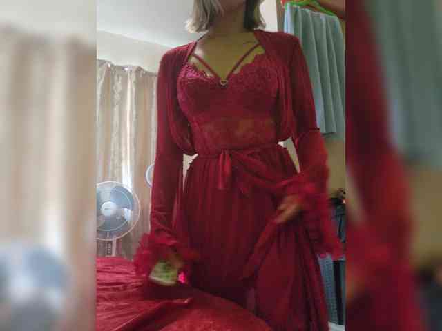 CamsAdrianna webcam
