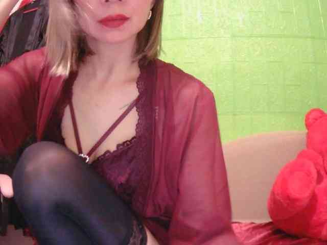 CamsAdrianna webcam