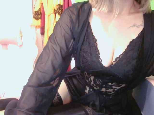 xxAsianBitch69xx webcam