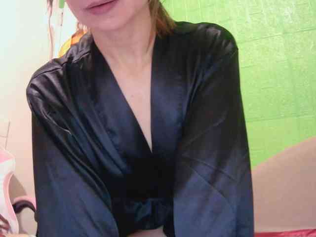CamsAdrianna webcam