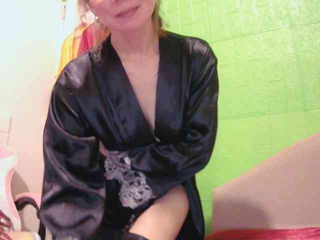 CamsAdrianna webcam