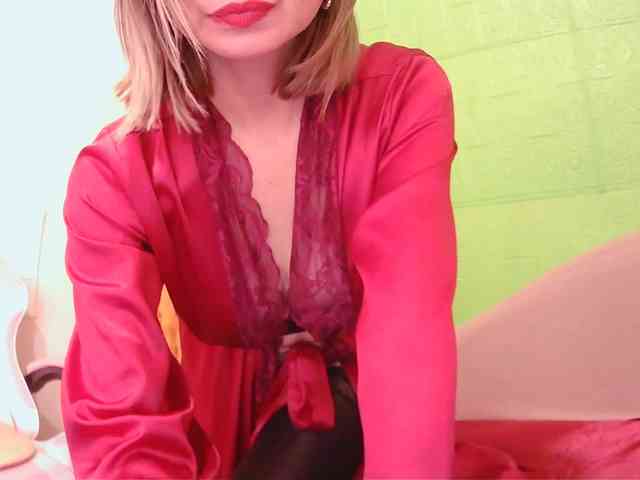CamsAdrianna webcam