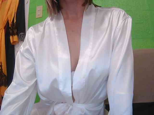 xxAsianBitch69xx webcam