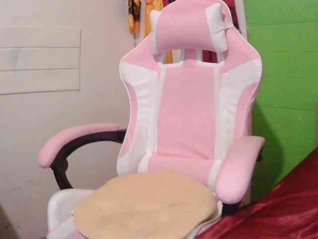 CamsAdrianna webcam