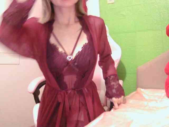 LivesAdrianna webcam